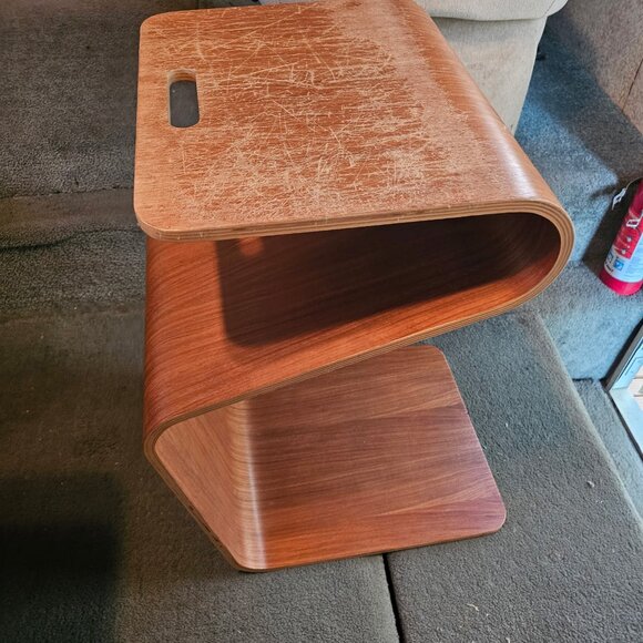 Authentic Offi Mag Table - Picture 7 of 9